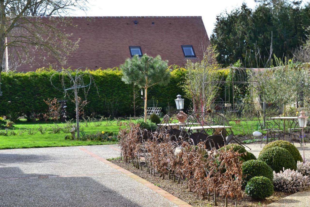 La Maison Des Buis Falaise  Extérieur photo