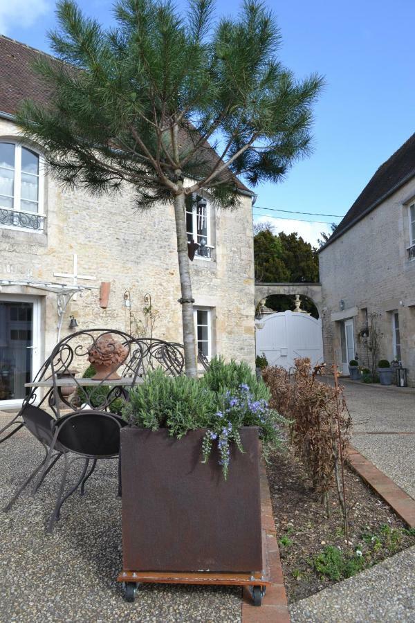 La Maison Des Buis Falaise  Extérieur photo