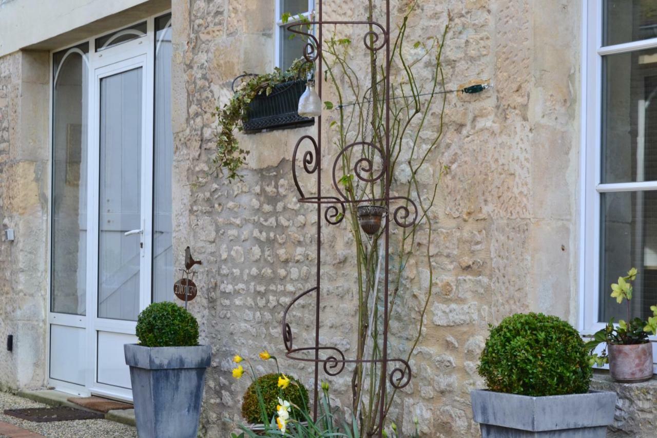 La Maison Des Buis Falaise  Extérieur photo