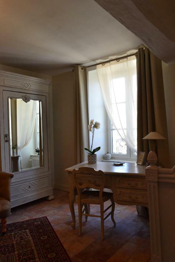 La Maison Des Buis Falaise  Extérieur photo